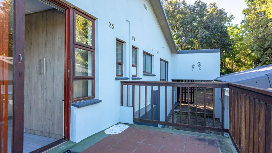 6 Bedroom Property for Sale in Costa Sarda Western Cape
